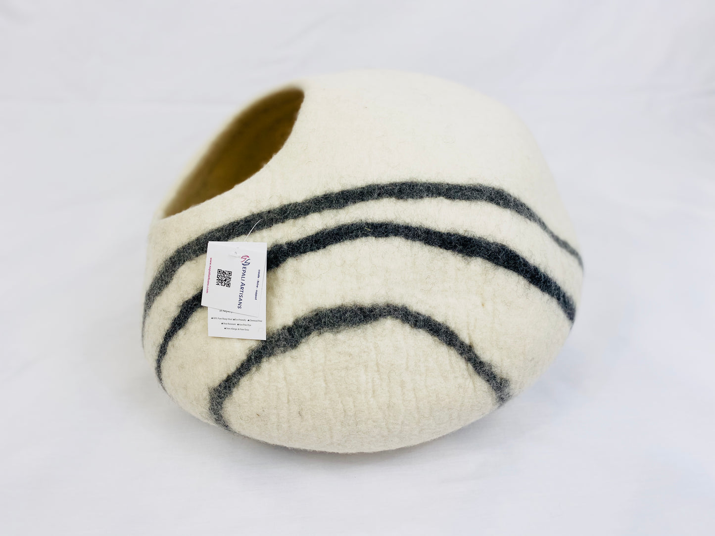 Cozy Cat Cave - Neutral